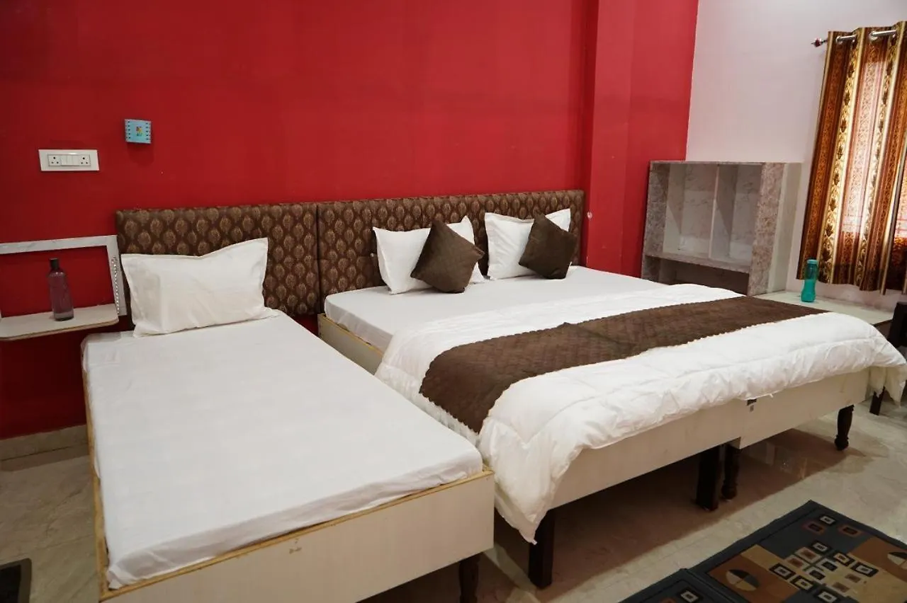 *** Hotell Shree Puram Guest House Varanasi Indien