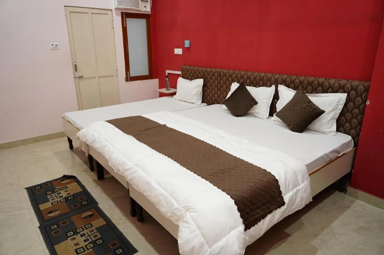 Shree Puram Guest House Varanasi
